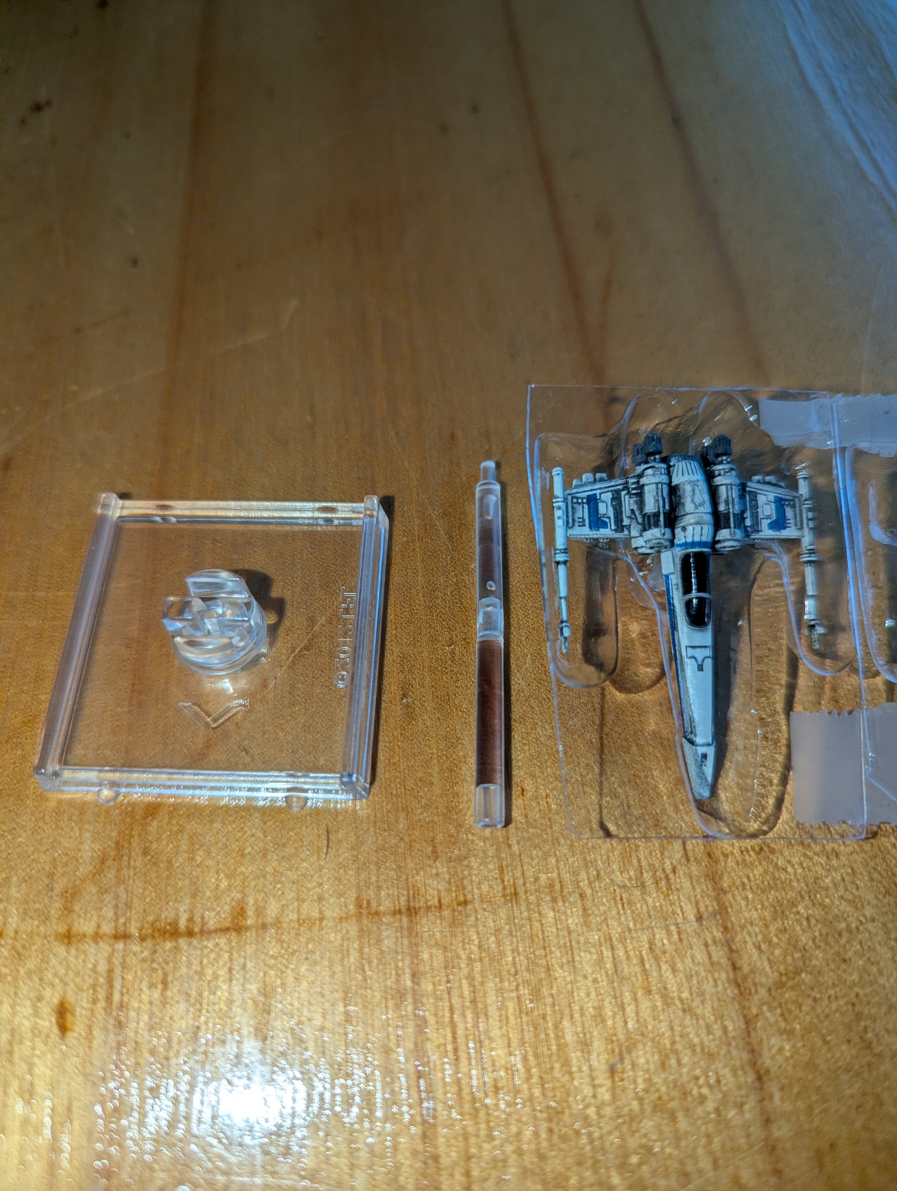 (Used) FFG X-Wing: Z-95 Headhunter Ship & Stand (1st Ed SWX16) (AM) | Jack's On Queen