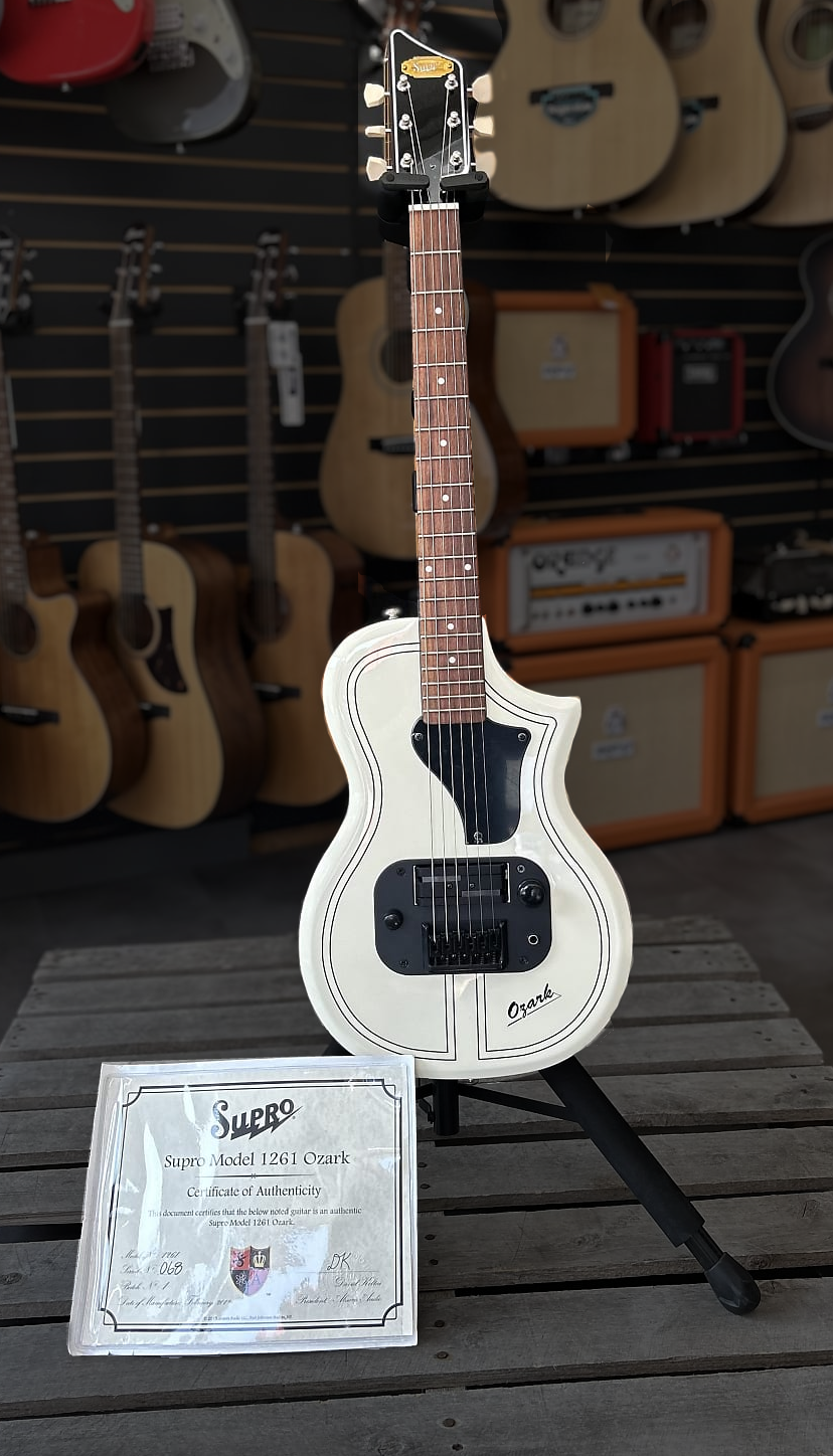 SUPRO 1261 OZARK electric guitar | Jack's On Queen